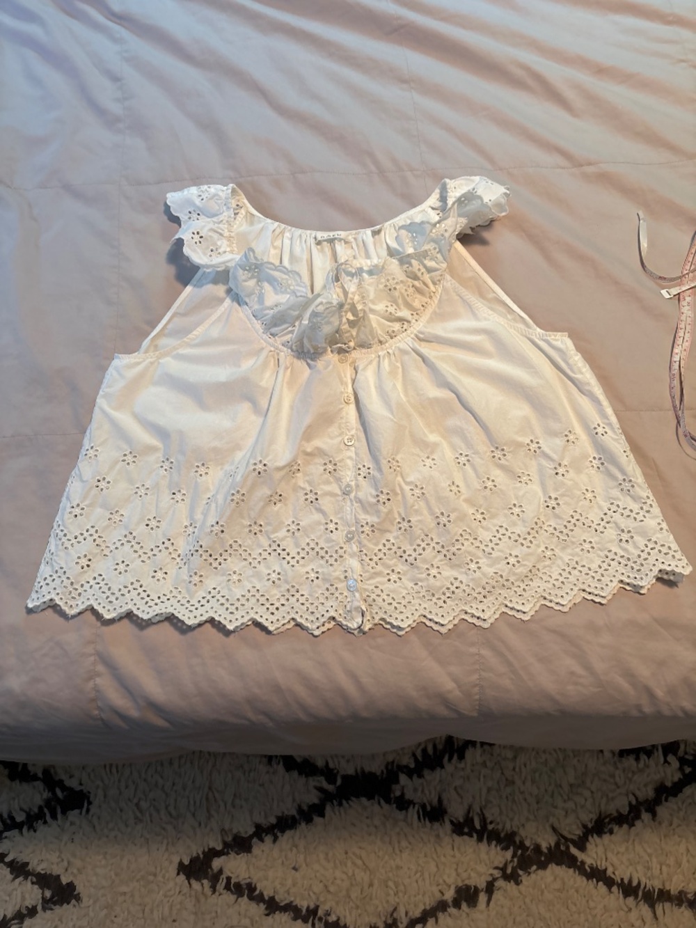 Doen Eyelet Top - Picture 6 of 16